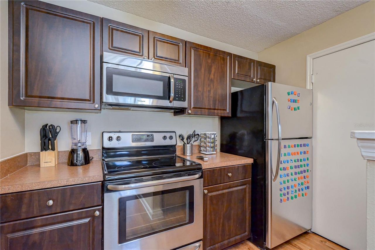 11901 4th Street N, Unit 4206, Saint Petersburg, FL 33716 Photo
