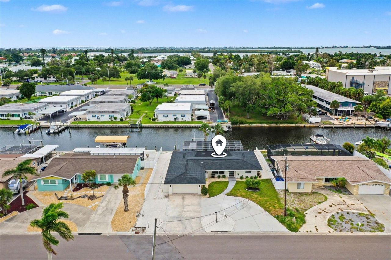 9911 Royal Palm Drive, Bradenton, FL 34210 Photo