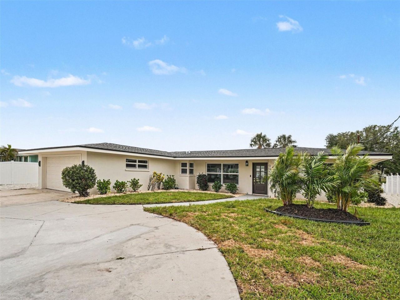 9911 Royal Palm Drive, Bradenton, FL 34210 Photo