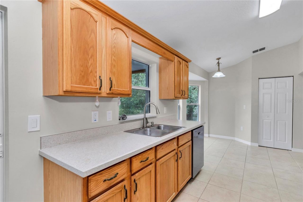 13931 SE 25th Street , Morriston, FL 32668 Photo