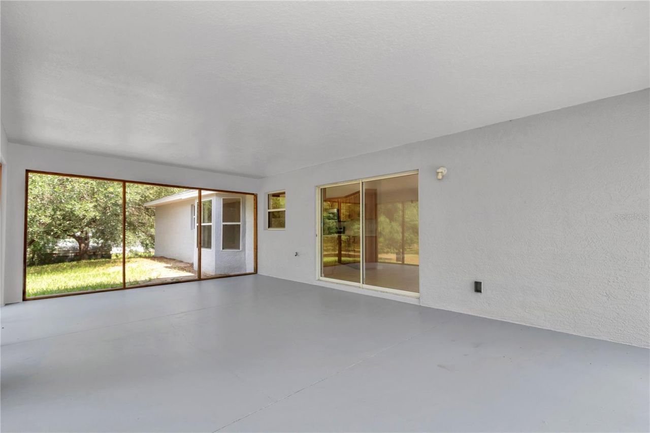 13931 SE 25th Street , Morriston, FL 32668 Photo