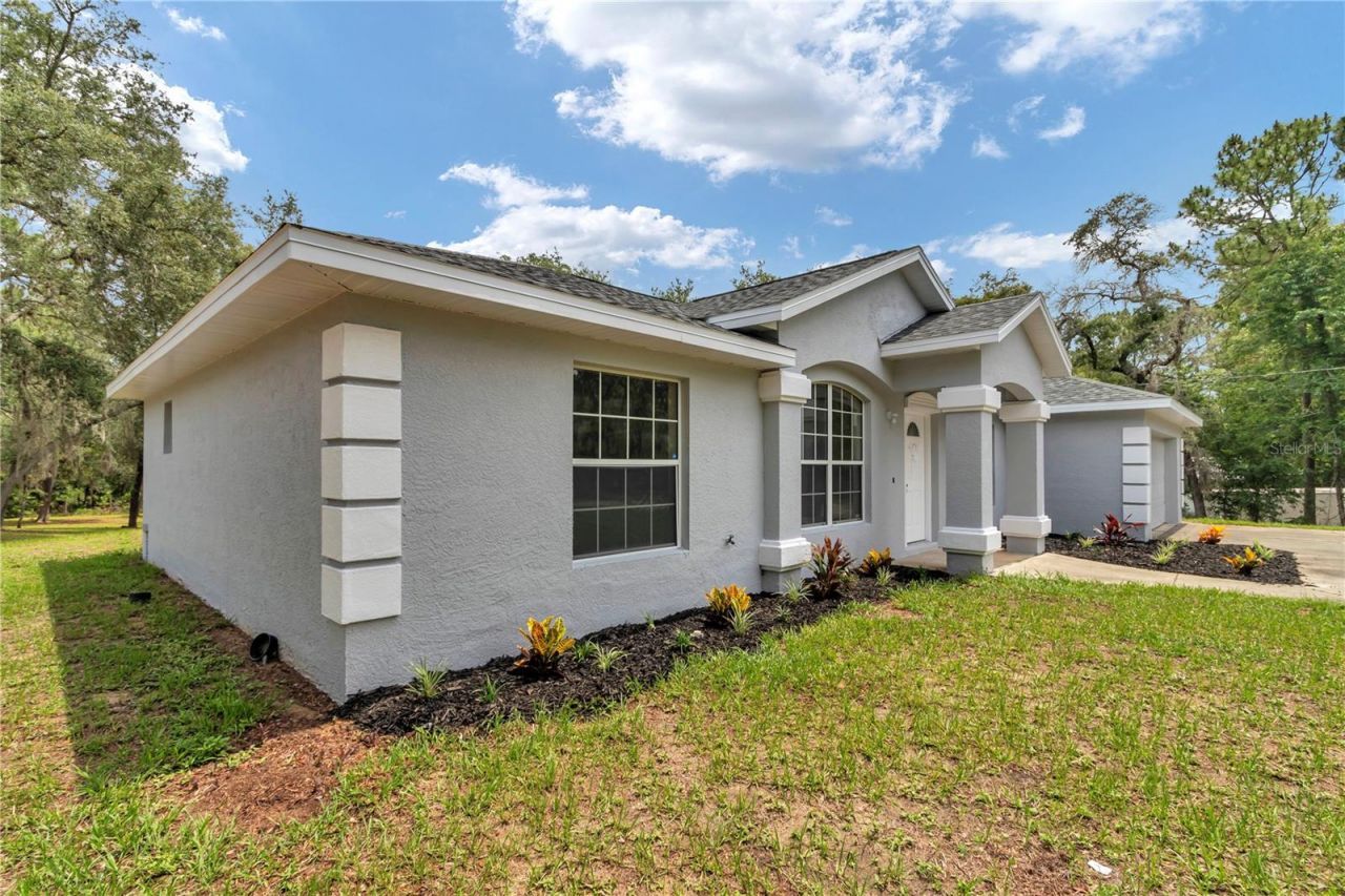 13931 SE 25th Street , Morriston, FL 32668 Photo