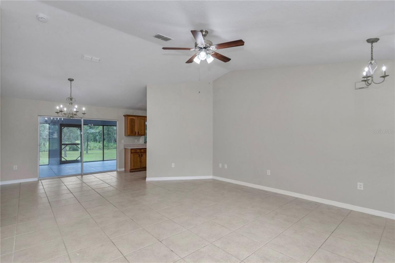 13931 SE 25th Street , Morriston, FL 32668 Photo