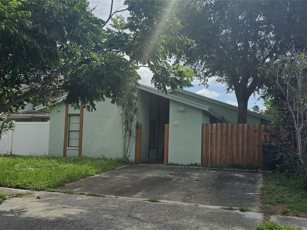 10307 PENNYTREE PLACE, TAMPA, FL 33624