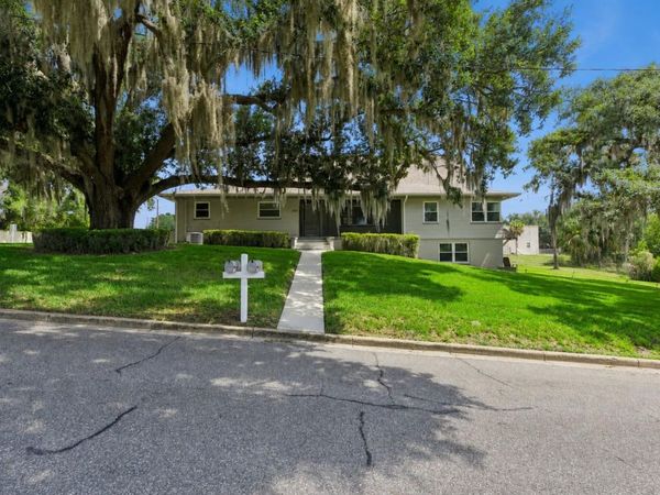 490 W DESOTO STREET , CLERMONT, FL 34711