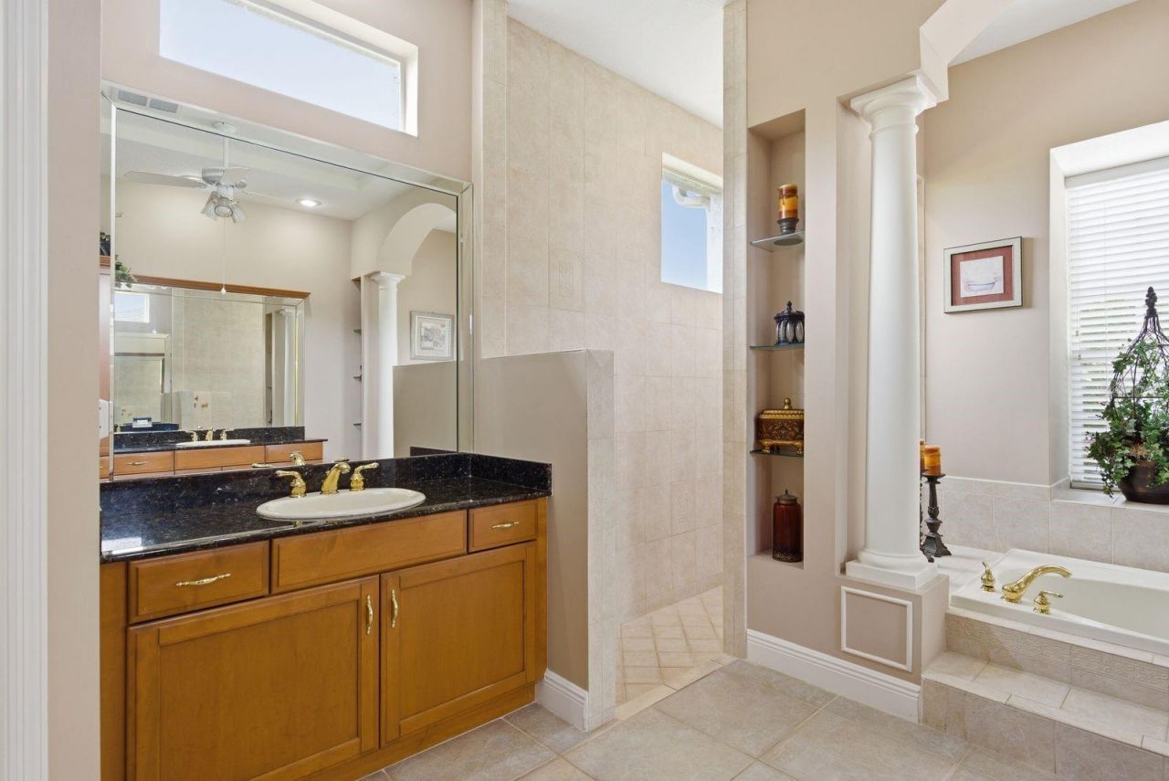 5442 Millbrook Way, Palm Harbor, FL 34685 Photo