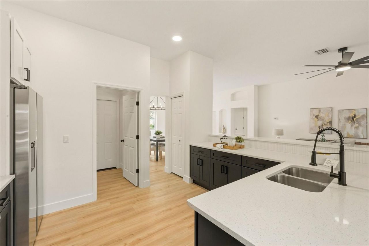 10117 Whisper Pointe Drive , Tampa, FL 33647 Photo