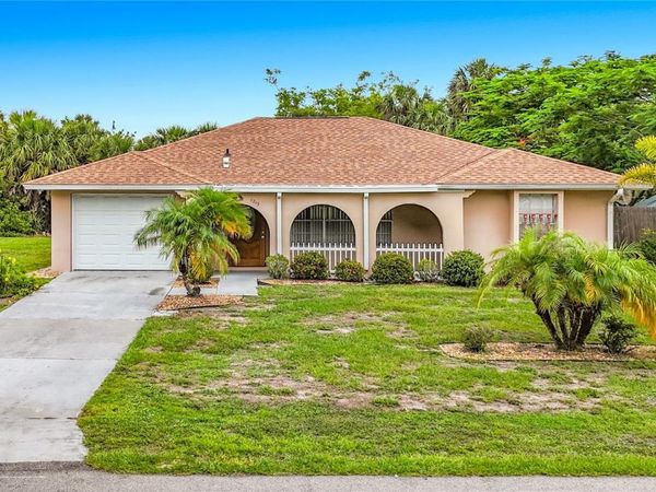 1213 PRICE CIRCLE NW, PORT CHARLOTTE, FL 33948