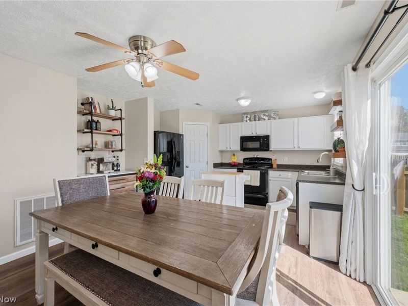 8764 Ashton Place Drive, North Ridgeville, OH 44039 Photo 10