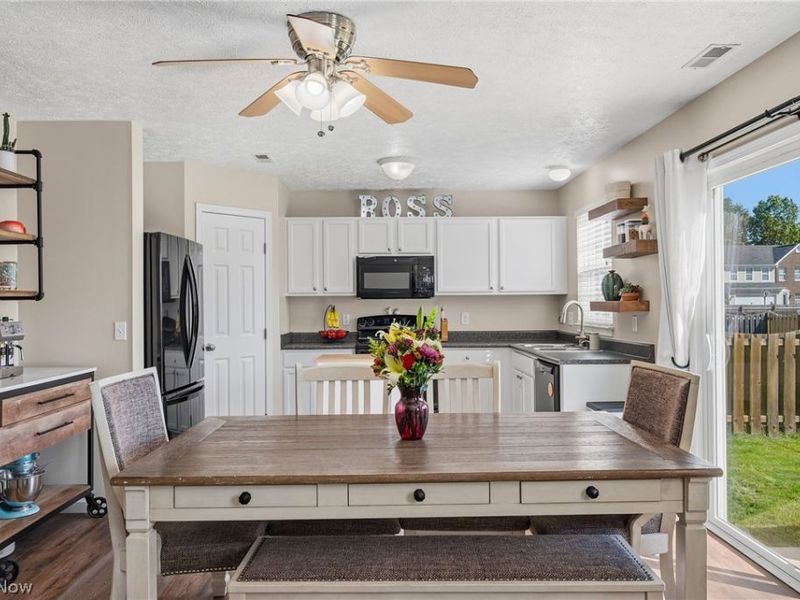 8764 Ashton Place Drive, North Ridgeville, OH 44039 Photo 11