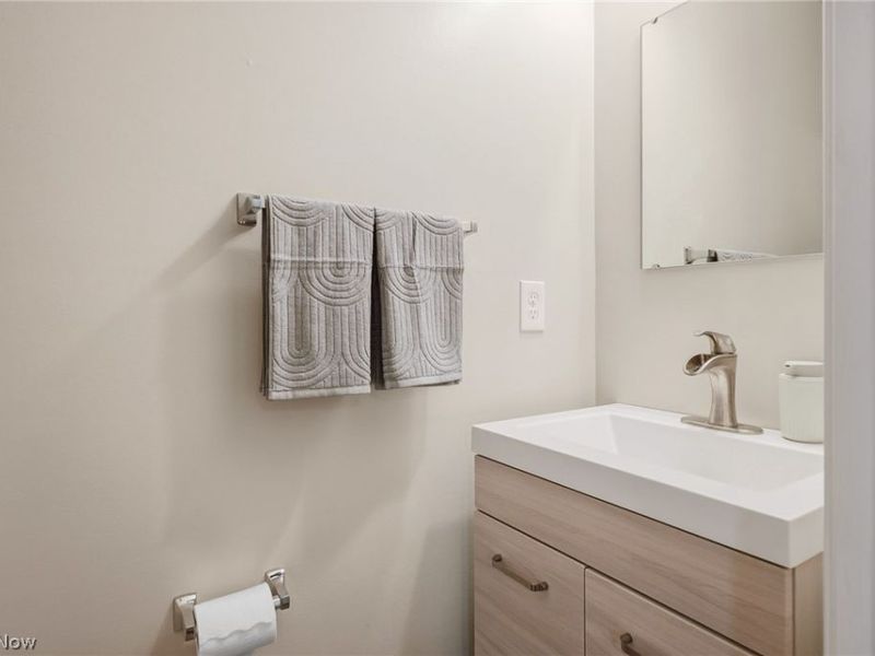 8764 Ashton Place Drive, North Ridgeville, OH 44039 Photo 4