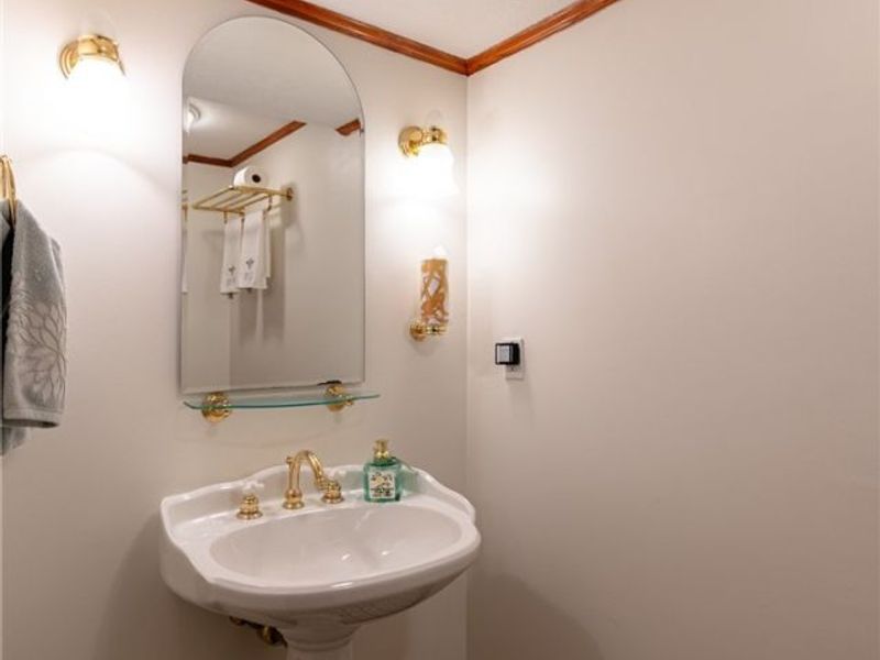 9124 Meadow Lane , Brecksville, OH 44141 Photo 22