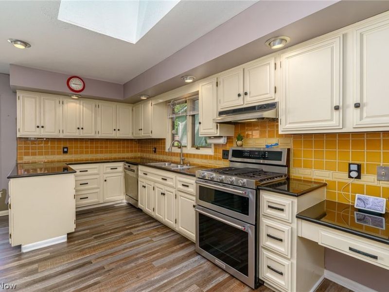 9124 Meadow Lane , Brecksville, OH 44141 Photo 9