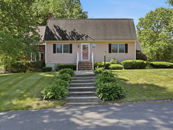 1 Alderbrook Lane, Methuen, MA 01844