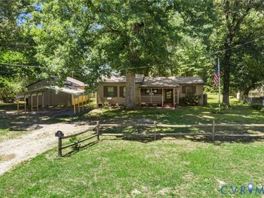 7961 Martin Luther King Highway , Spring Grove, VA 23881