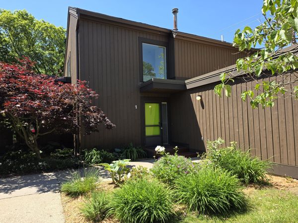 1 Westbury Court, Ann Arbor, MI 48105