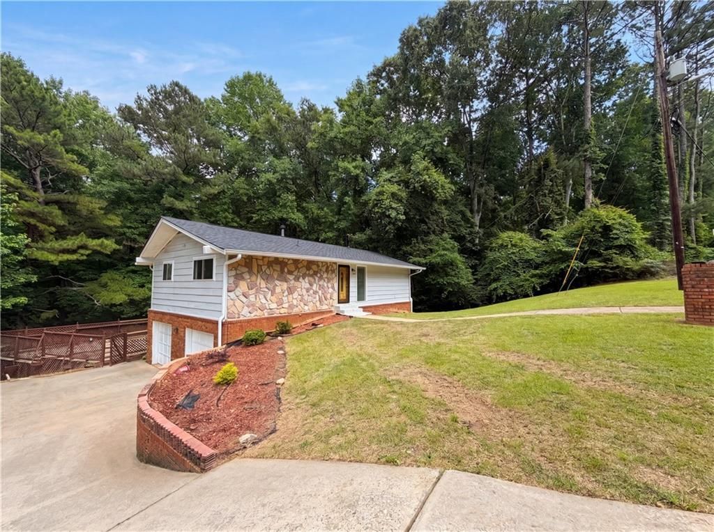 3630 Creekview Circle, College Park, GA 30349 Main Photo