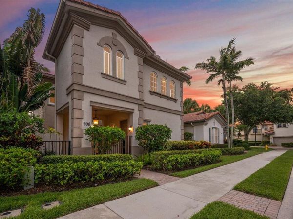208 Glacier Street, Palm Beach Gardens, FL 33410