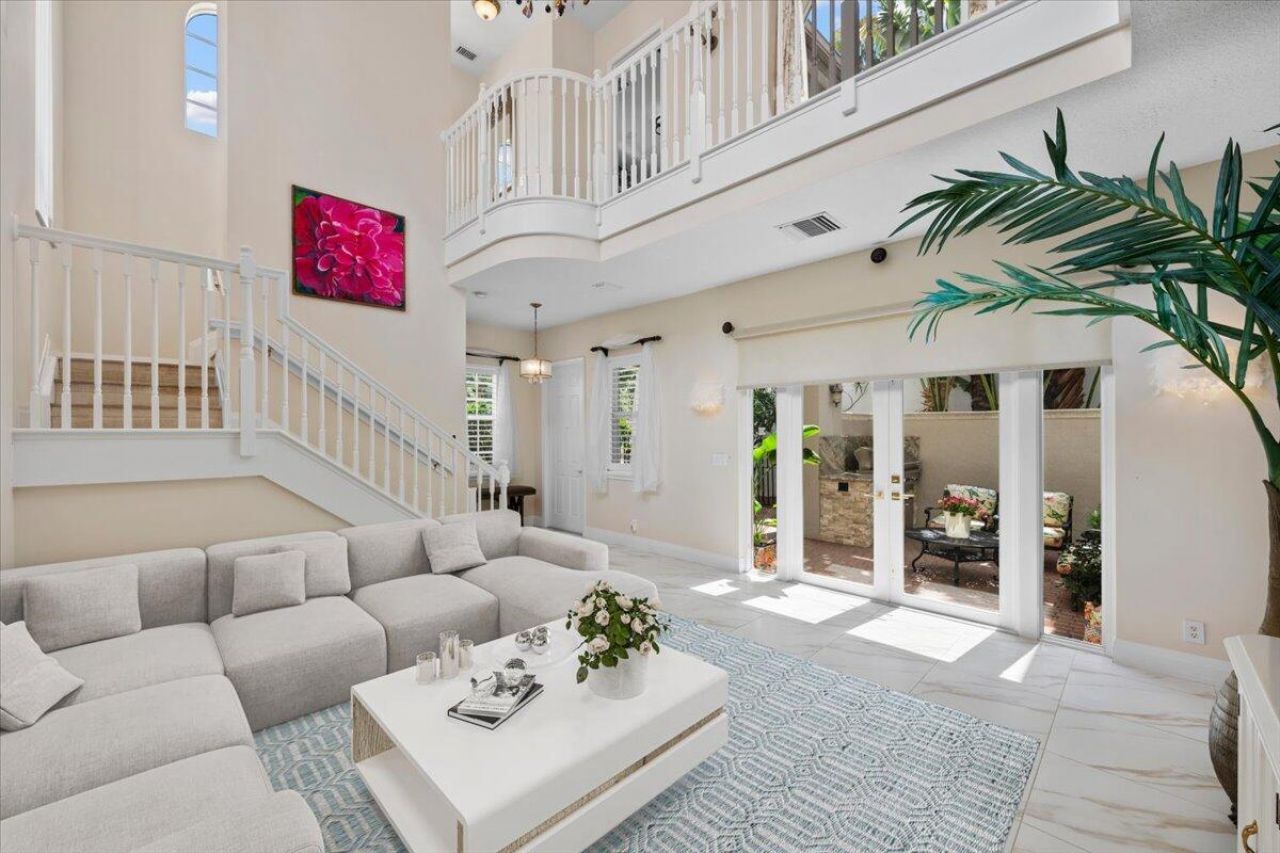 208 Glacier Street, Palm Beach Gardens, FL 33410 Photo