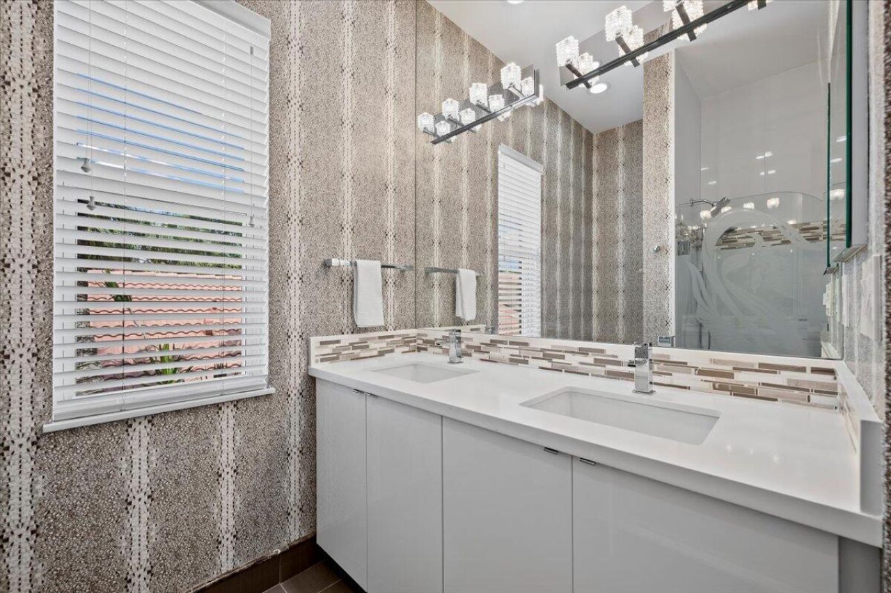 208 Glacier Street, Palm Beach Gardens, FL 33410 Photo
