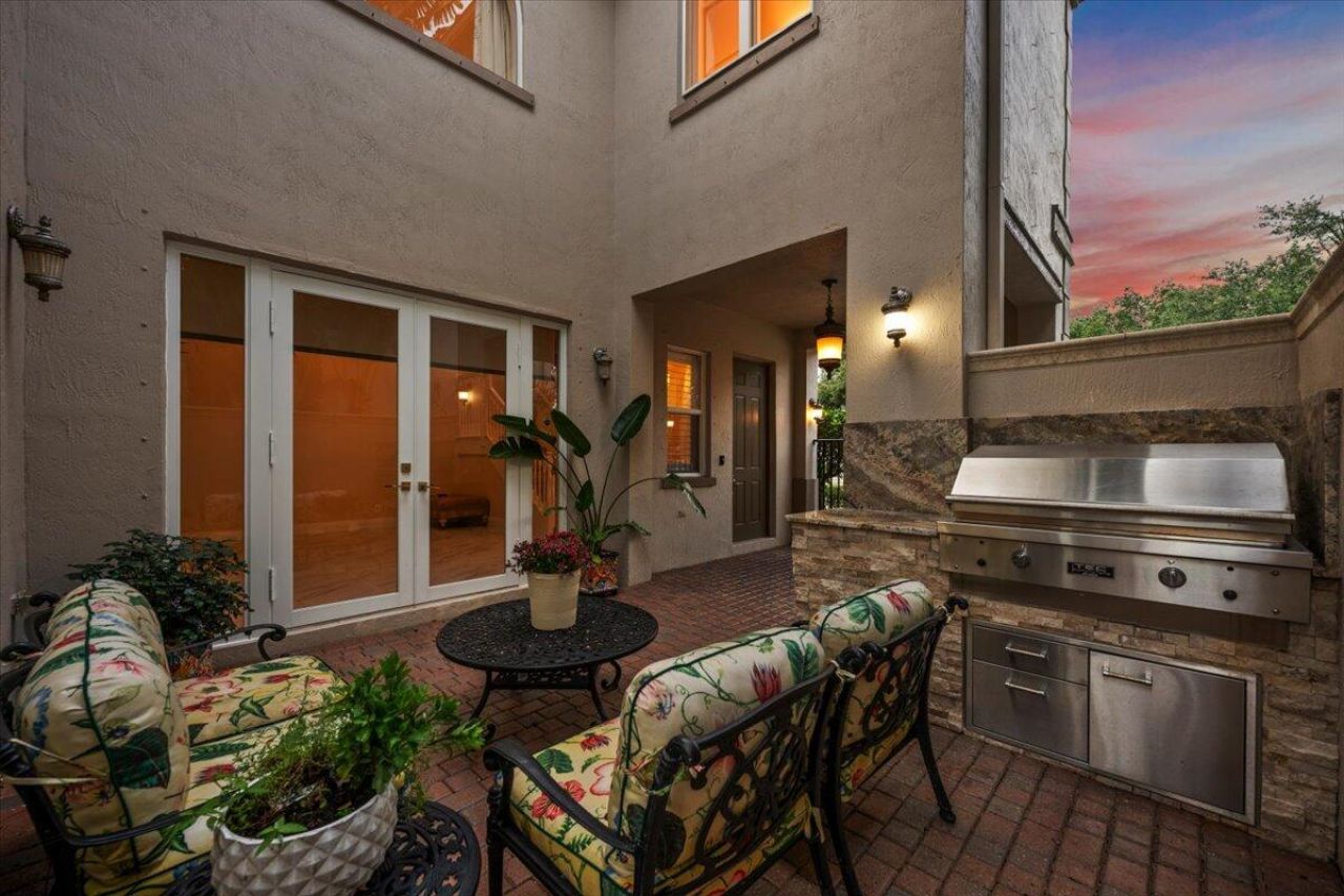 208 Glacier Street, Palm Beach Gardens, FL 33410 Photo