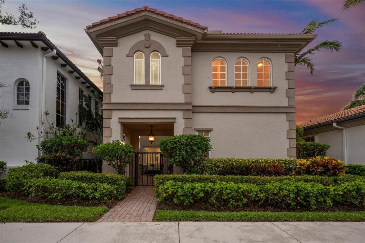 208 Glacier Street, Palm Beach Gardens, FL 33410 Photo