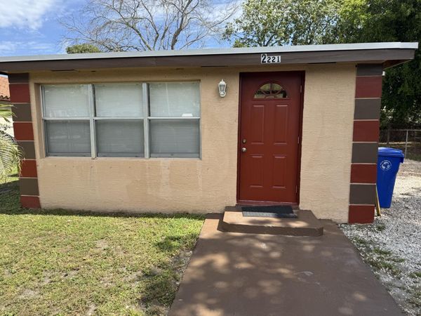 2221 NW 6th Court, Fort Lauderdale, FL 33311