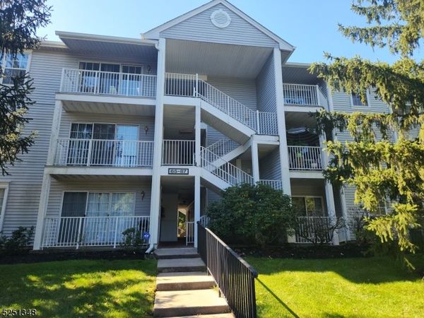 85 Rachel Ct, Franklin, NJ 08823