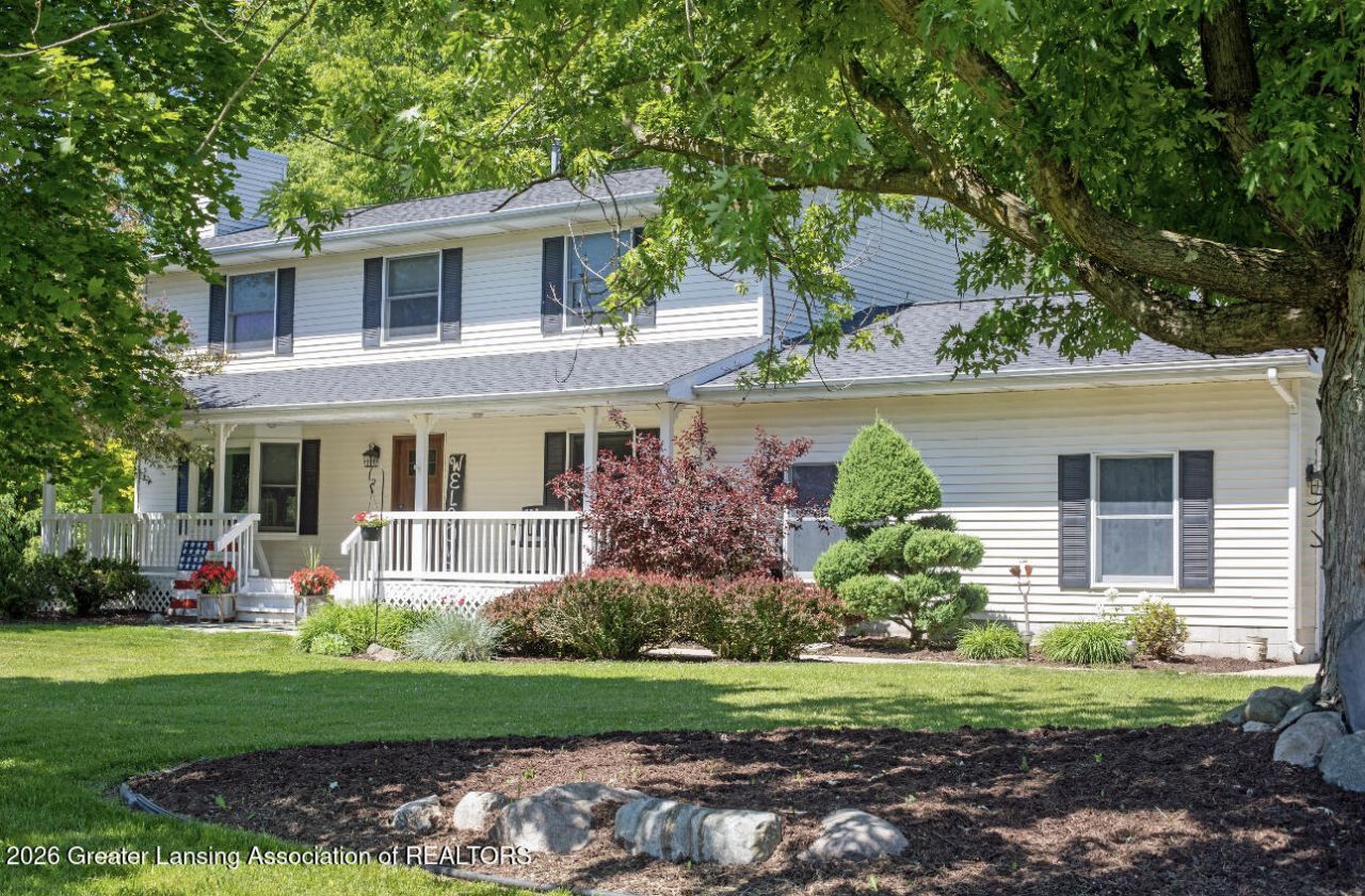 9374 W Scenic Lake Drive, Laingsburg, MI 48848 Main Photo