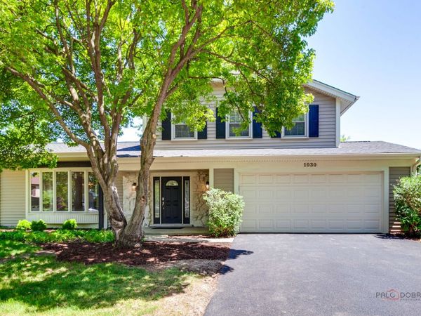 1030 Lilac Court , Libertyville, IL 60048