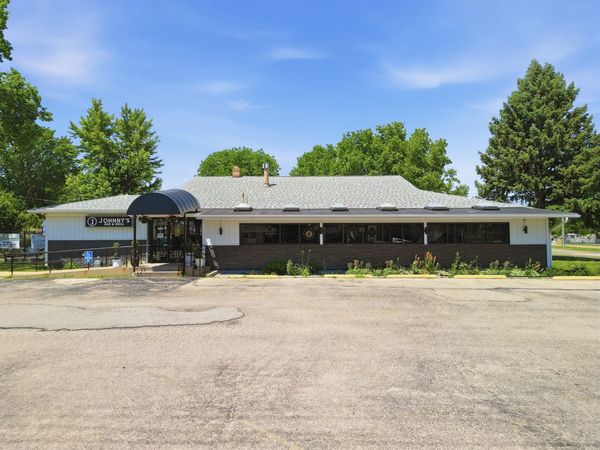 707 Freeport Road , Sterling, IL 61081