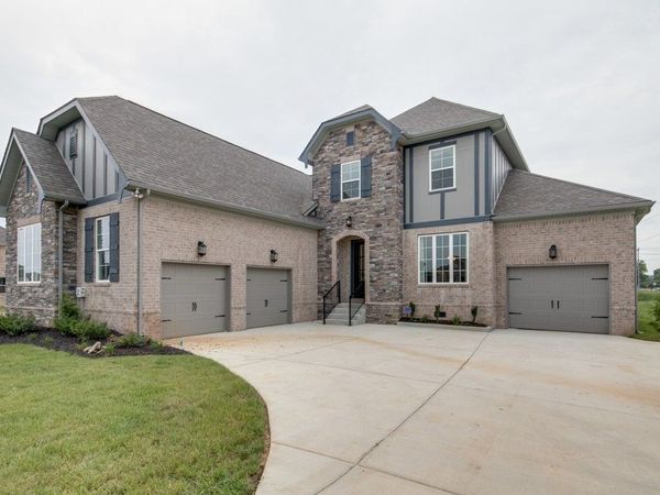 8 Elissa Place , Hendersonville, TN 37075