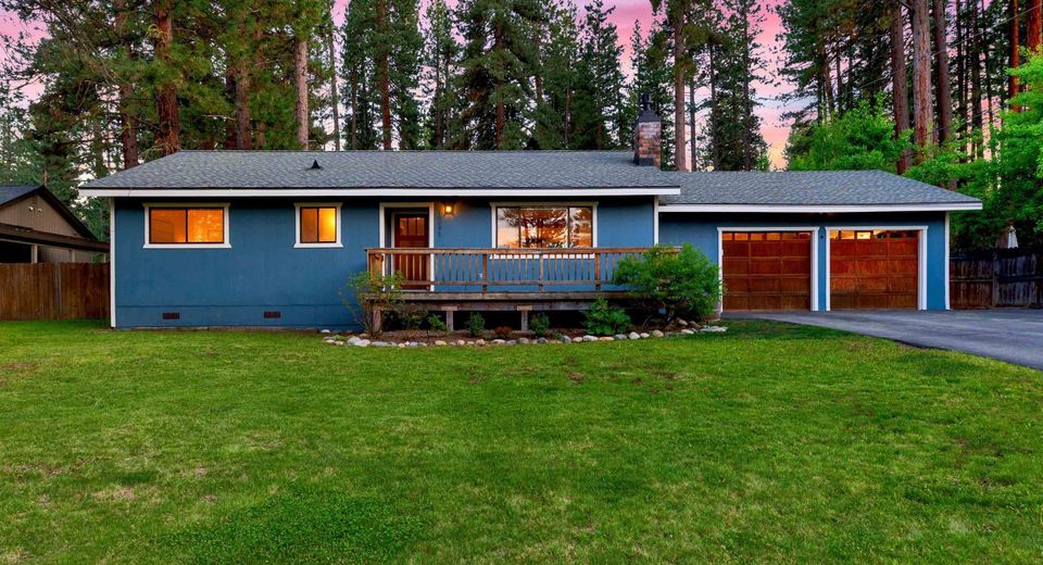 10895 Jeffrey Pine Road, Truckee, CA 96161 Photo
