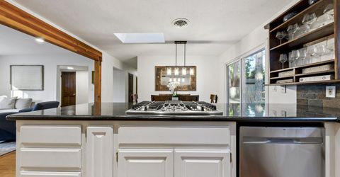10895 Jeffrey Pine Road, Truckee, CA 96161 Photo