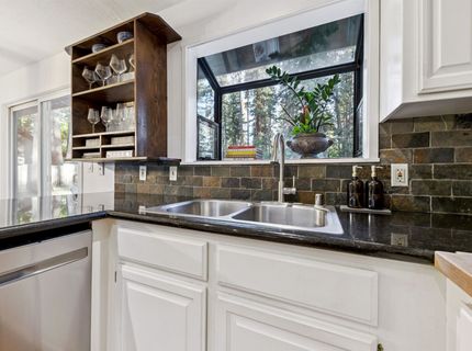 10895 Jeffrey Pine Road, Truckee, CA 96161 Photo