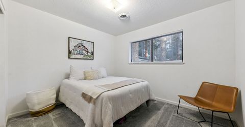 10895 Jeffrey Pine Road, Truckee, CA 96161 Photo