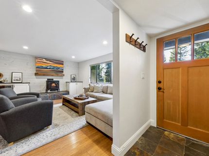 10895 Jeffrey Pine Road, Truckee, CA 96161 Photo