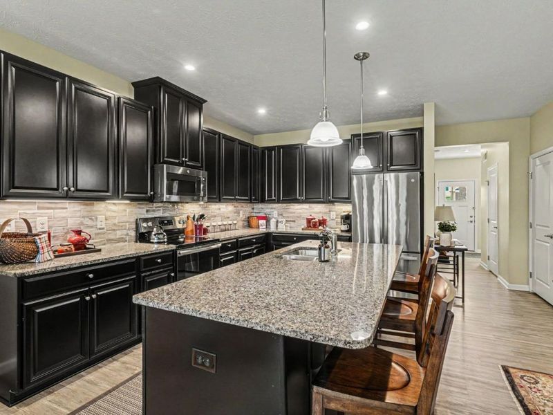 7893 Pinnacle Point Drive, West Chester, OH 45069 Photo 10
