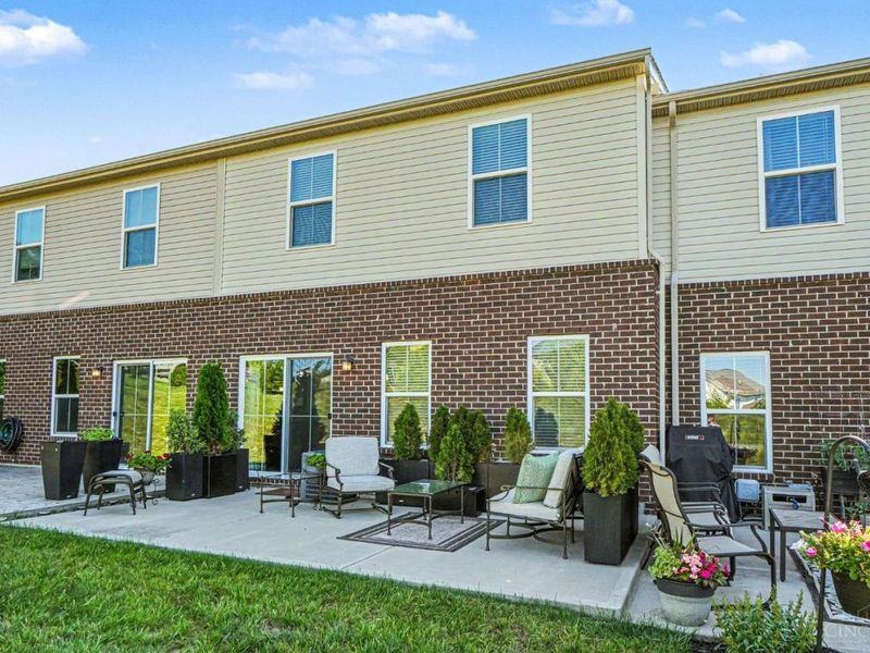 7893 Pinnacle Point Drive, West Chester, OH 45069 Photo 25
