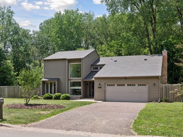 13124 April Lane , Minnetonka, MN 55305