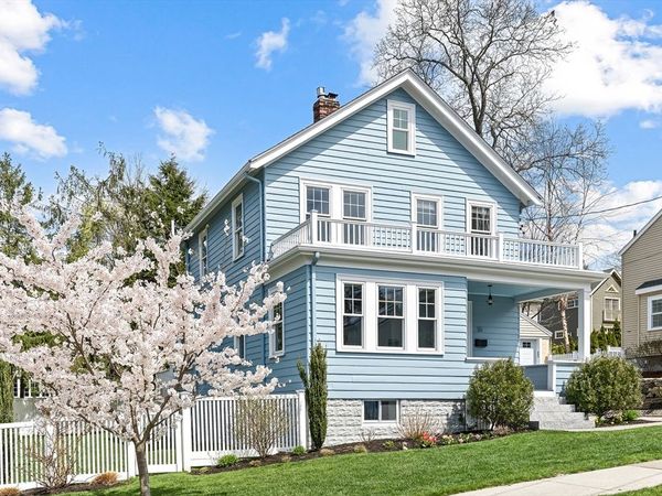 10 Bonad Road, Winchester, MA 01890