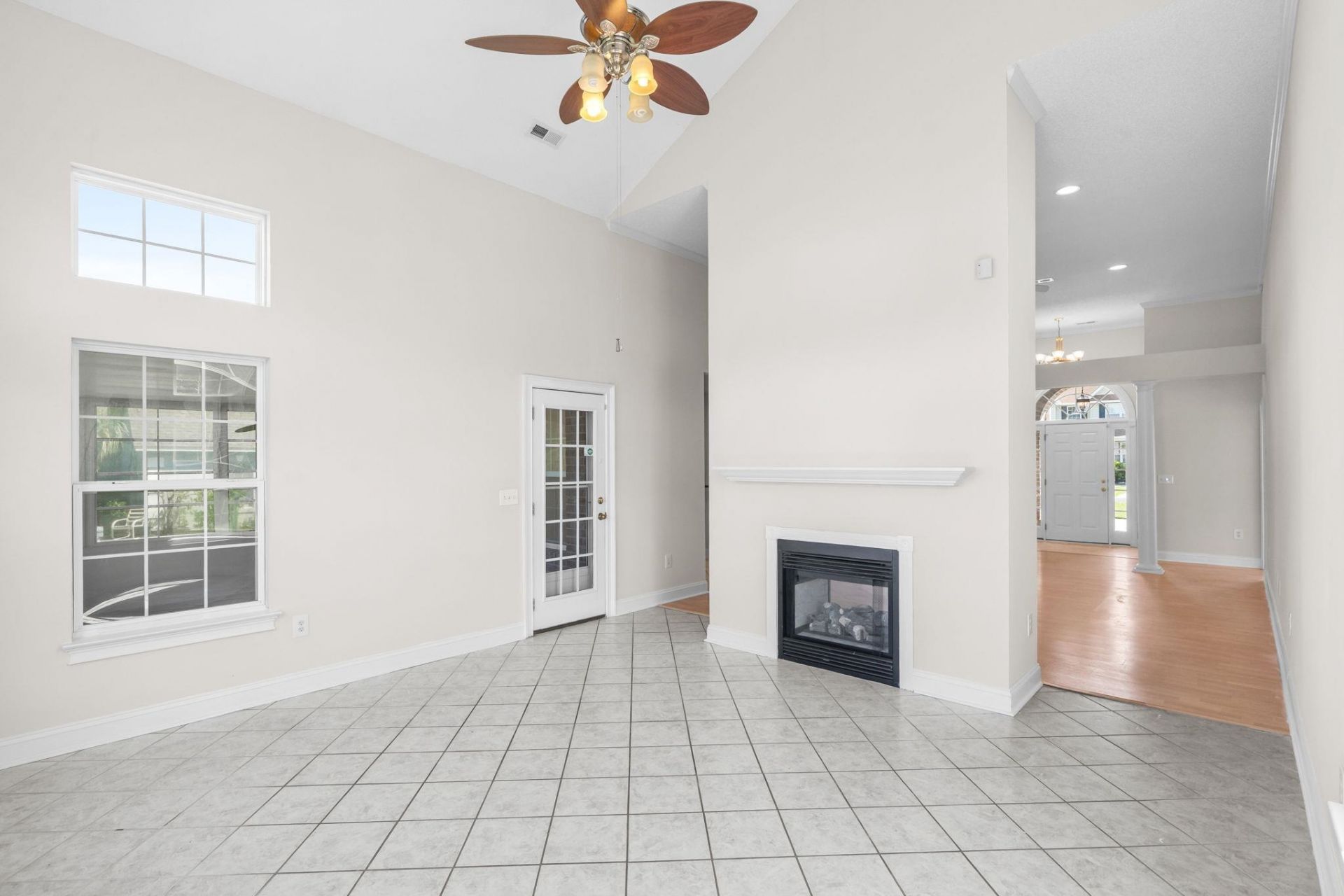 1911 Deerfield Ave.  Photo 12