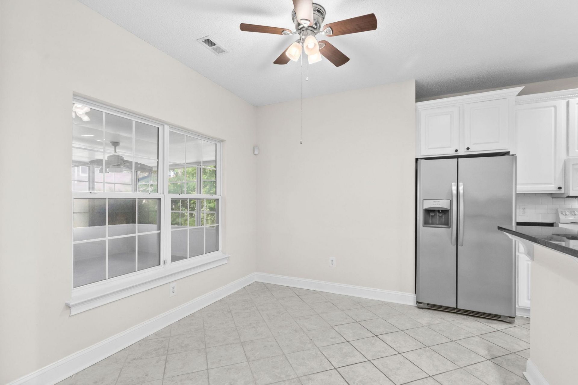 1911 Deerfield Ave.  Photo 15