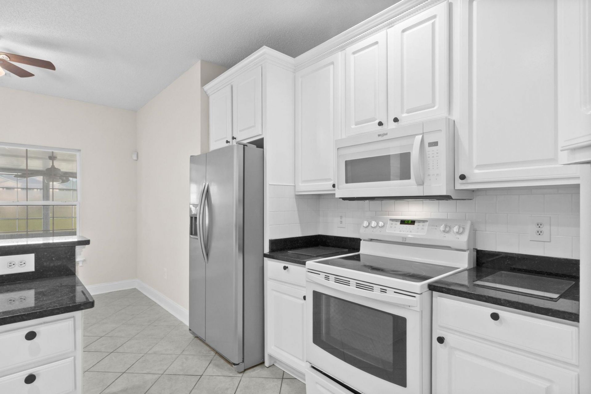 1911 Deerfield Ave.  Photo 21