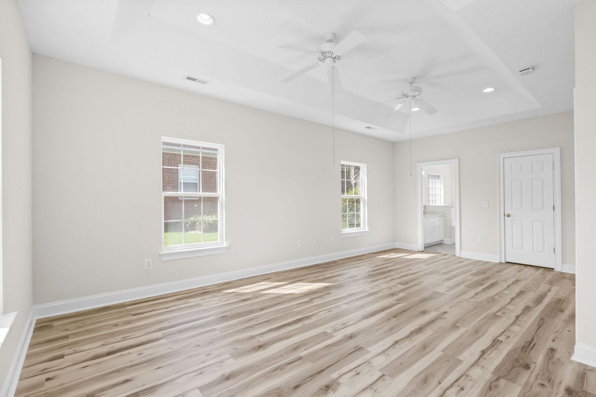 1911 Deerfield Ave.  Photo 28