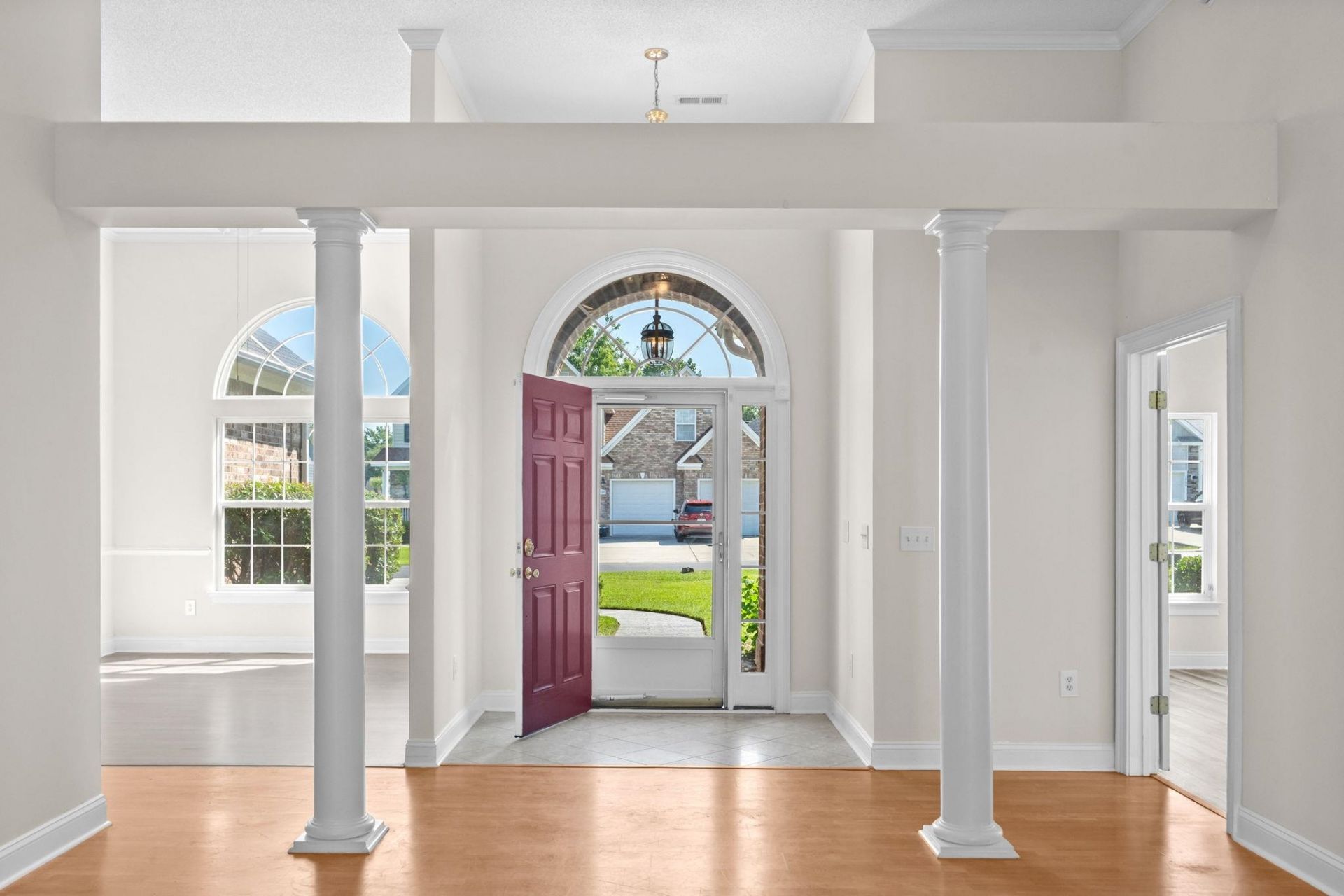 1911 Deerfield Ave.  Photo 5
