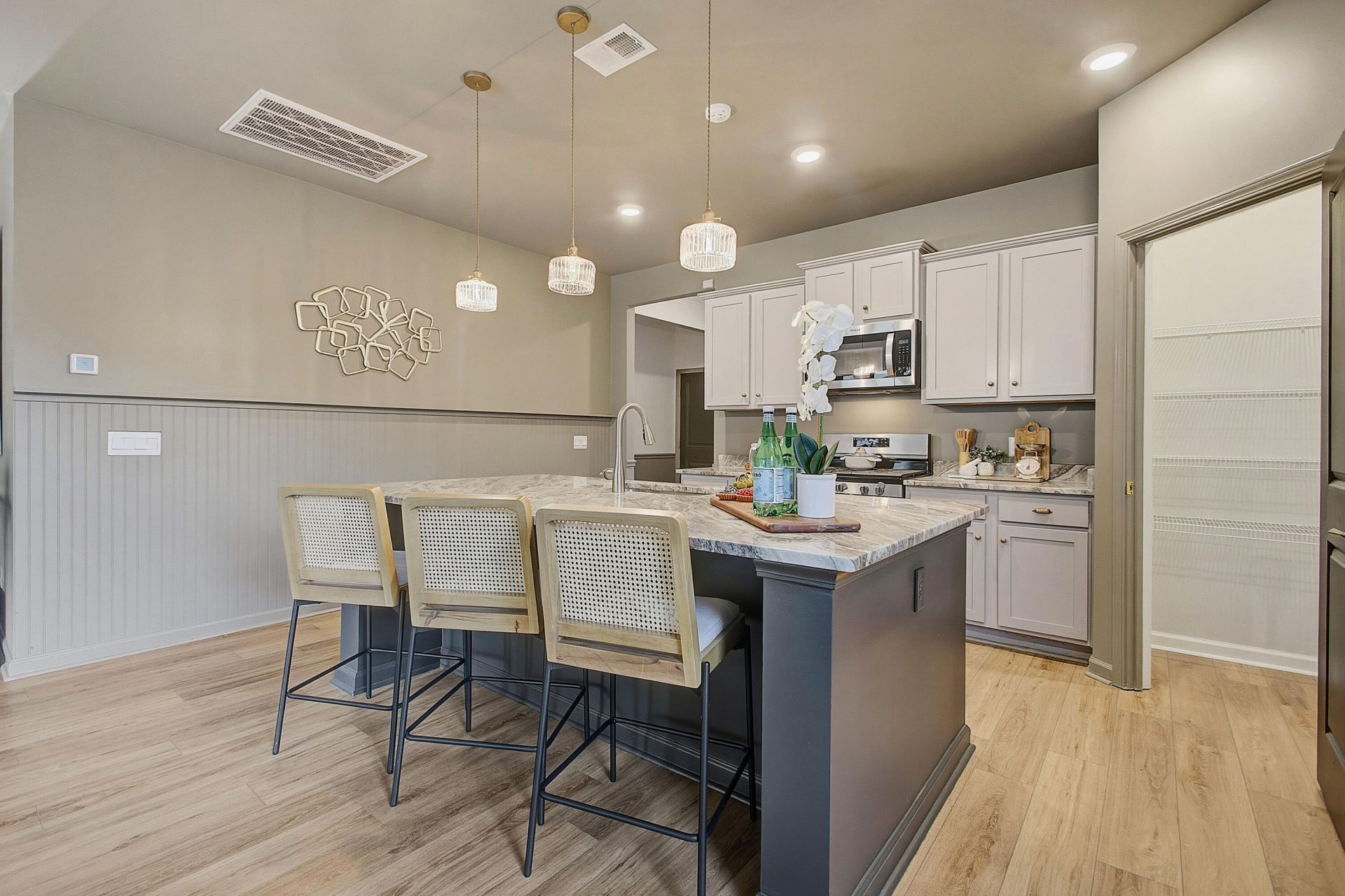 1122 Wading Point Boulevard Photo 12