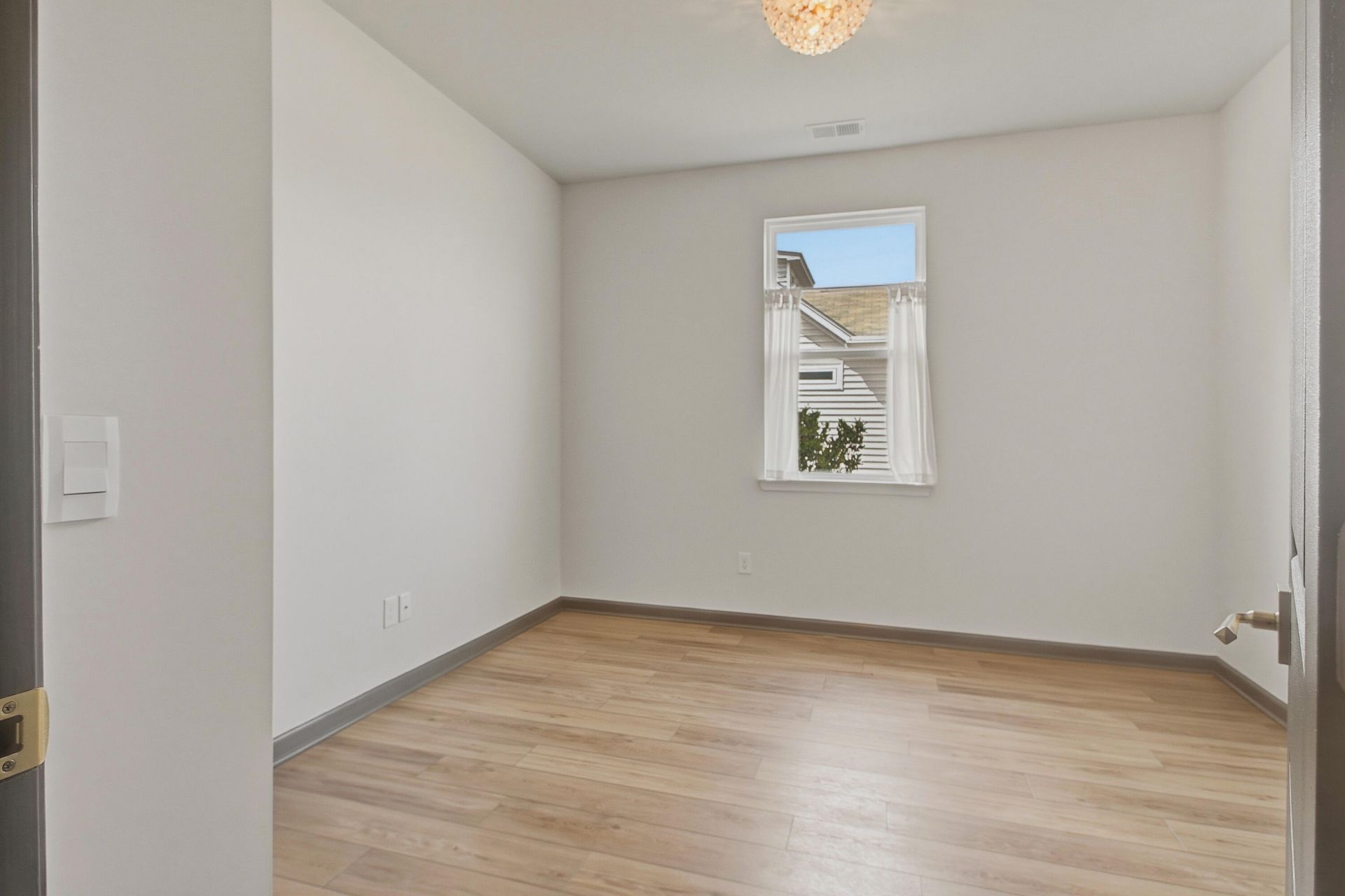 1122 Wading Point Boulevard Photo 26