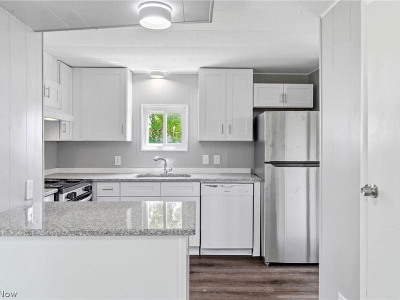 490 Arabian Court , Lagrange, OH 44050 Photo 13