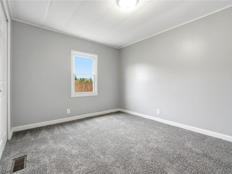 490 Arabian Court , Lagrange, OH 44050 Photo 19